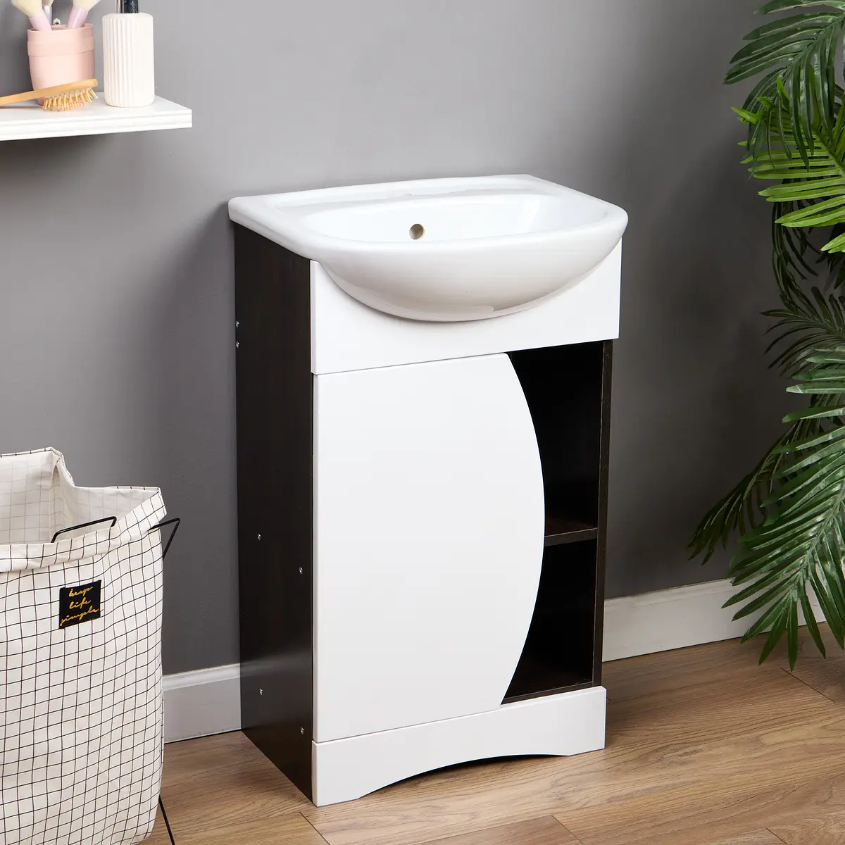 Комплект мебели для ванной: тумба